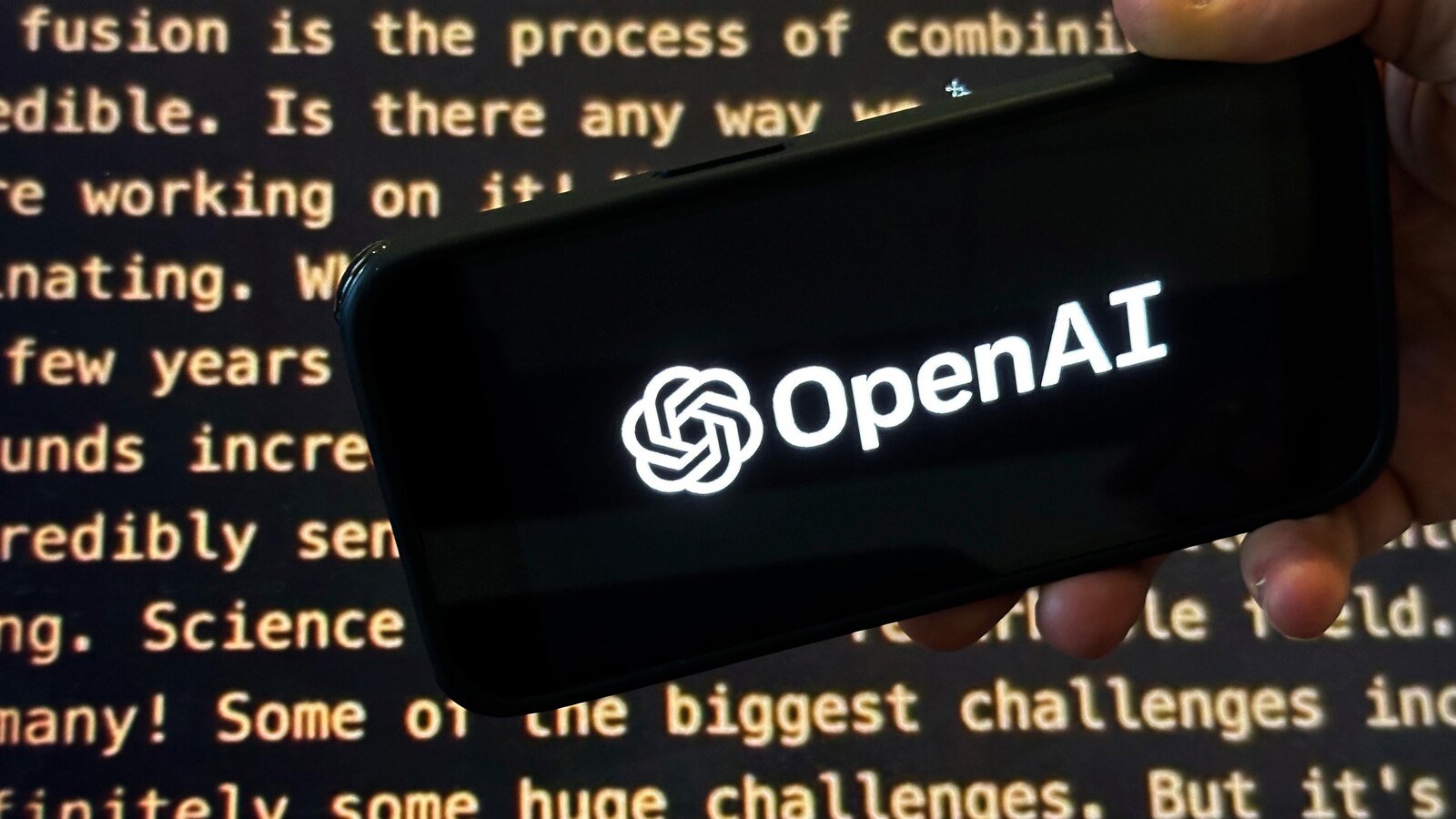 Openai का कहना है कि इसका गैर -लाभकारी संस्था अपने व्यवसाय को नियंत्रित करती रहेगी