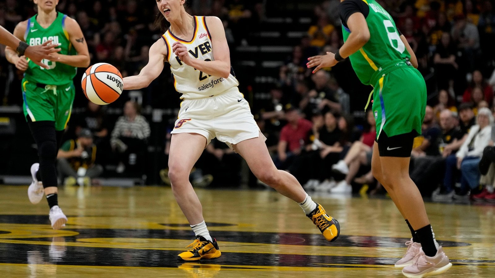 केटलीन क्लार्क और एंजेल रीज़ के साथ नए सीज़न के लिए WNBA सेट किया गया